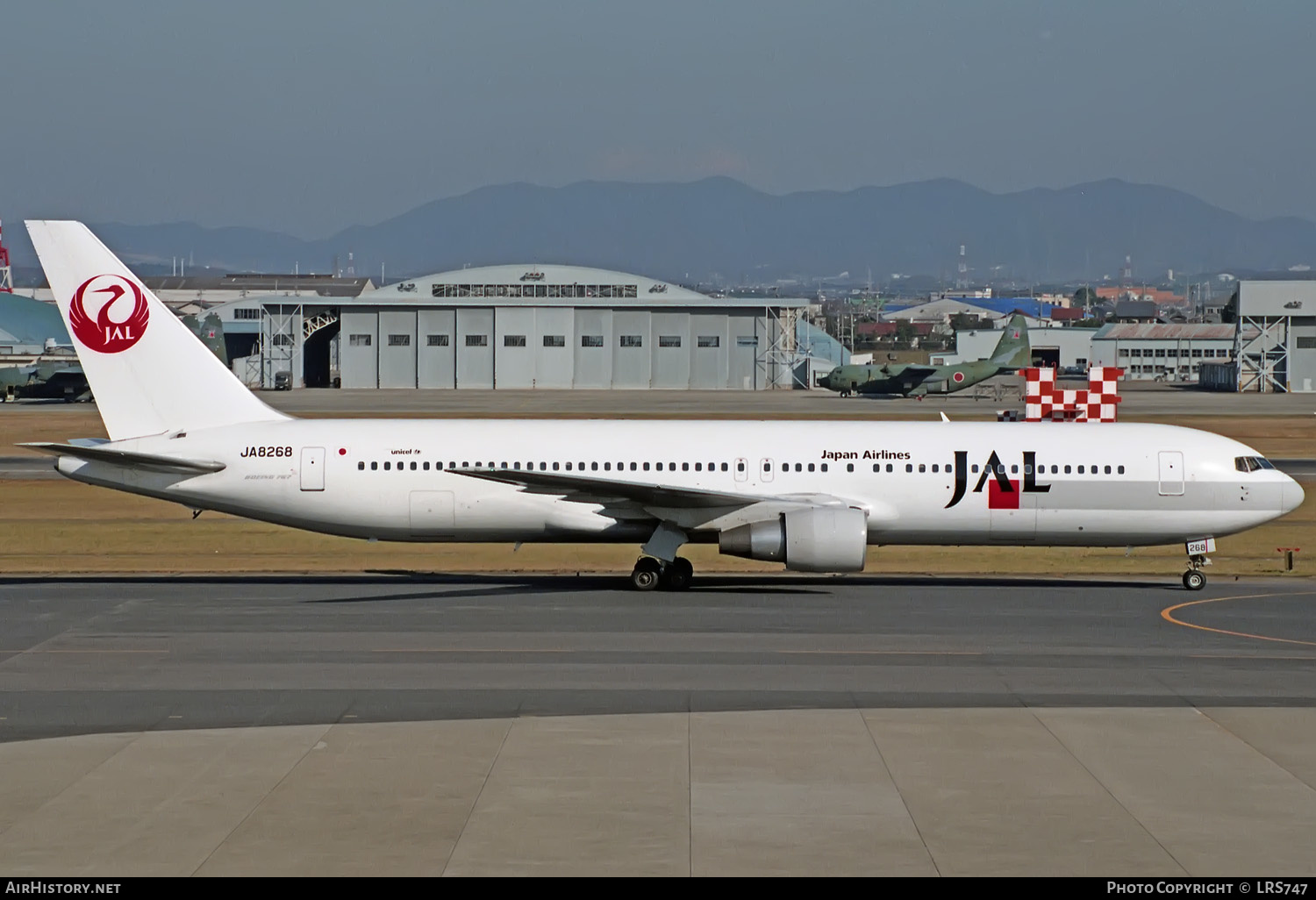 Aircraft Photo of JA8268 | Boeing 767-346 | Japan Airlines - JAL | AirHistory.net #369301