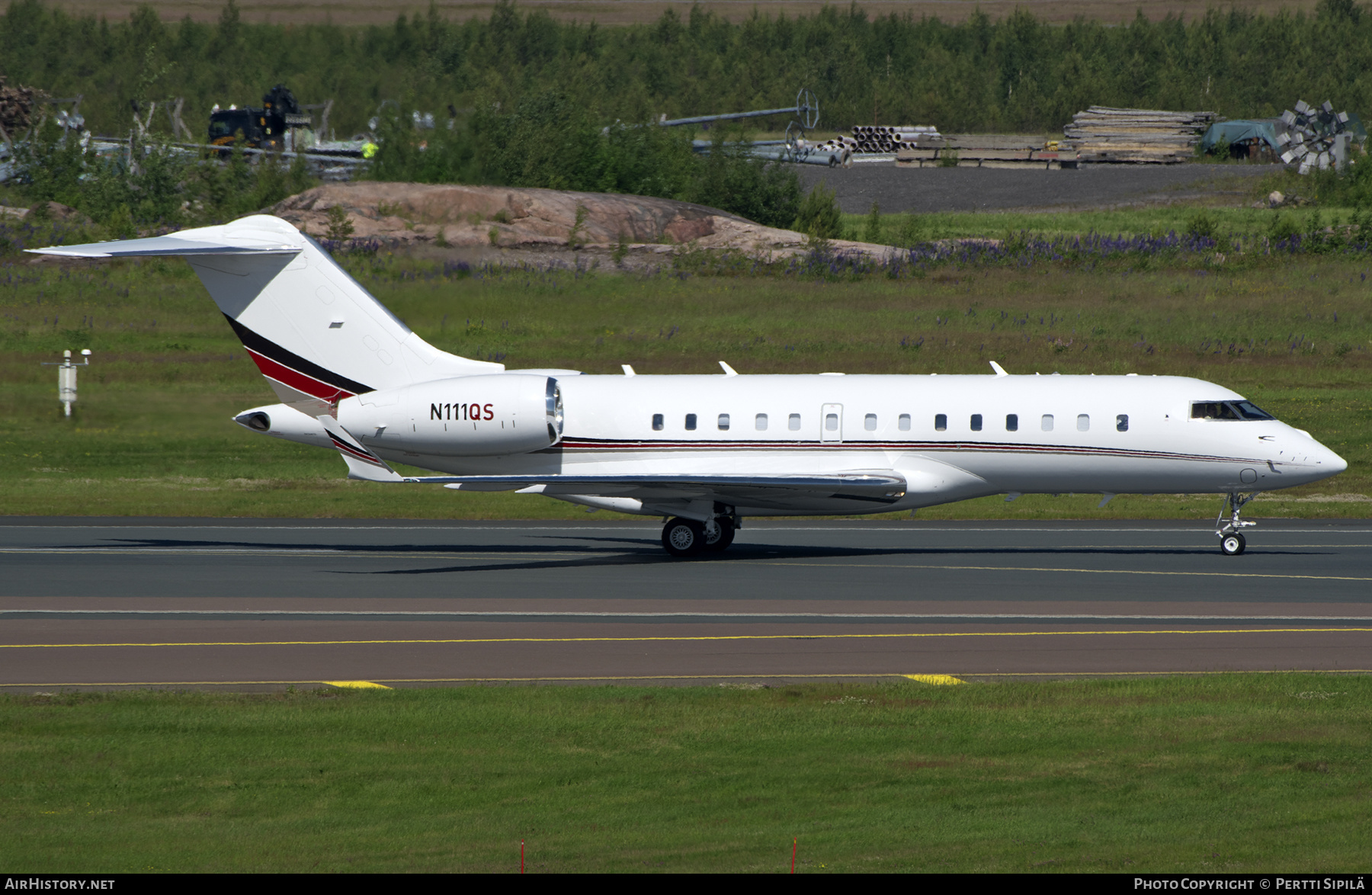 Aircraft Photo of N111QS | Bombardier Global 5000 (BD-700-1A11) | AirHistory.net #369309