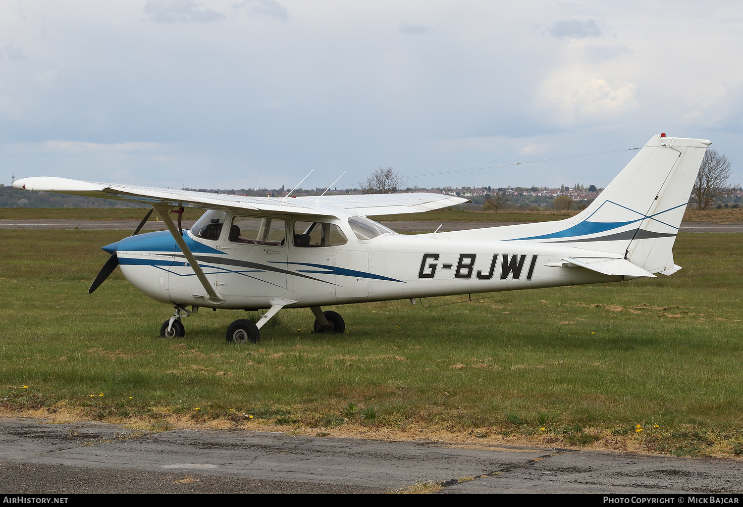 Aircraft Photo of G-BJWI | Reims F172P Skyhawk | AirHistory.net #369342