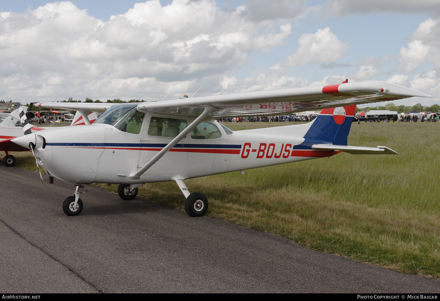 Aircraft Photo of G-BOJS | Cessna 172P | The Pilot Centre Denham | AirHistory.net #369371