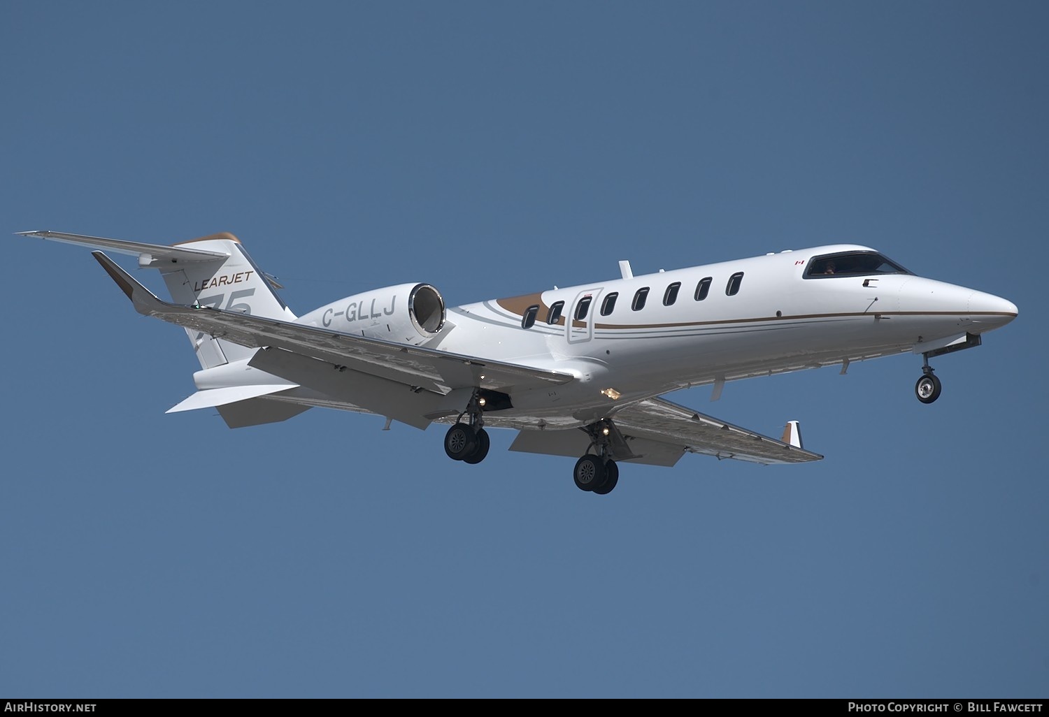 Aircraft Photo of C-GLLJ | Learjet 75 | AirHistory.net #369399