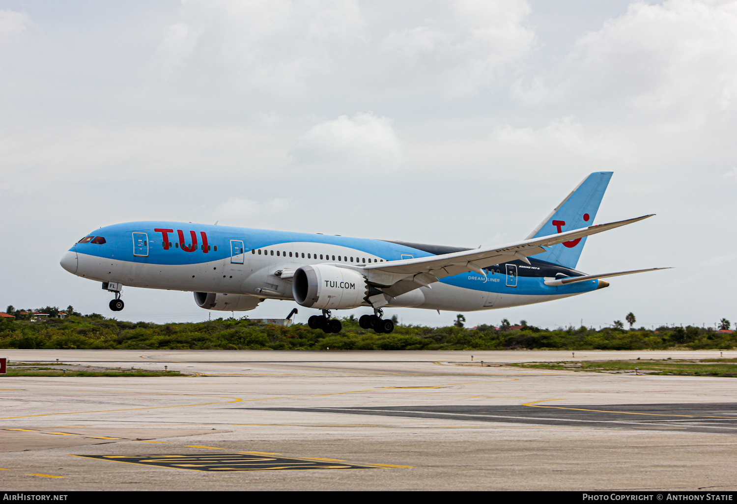 Aircraft Photo of PH-TFL | Boeing 787-8 Dreamliner | TUI | AirHistory.net #369401
