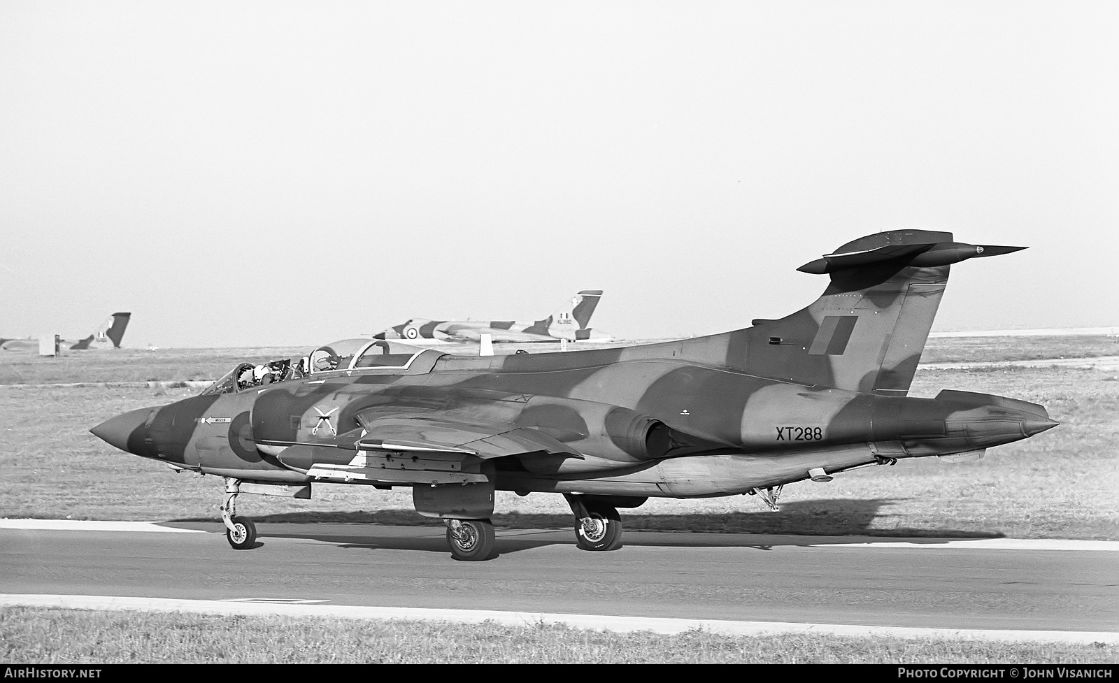Aircraft Photo of XT288 | Hawker Siddeley Buccaneer S2B | UK - Air Force | AirHistory.net #369406