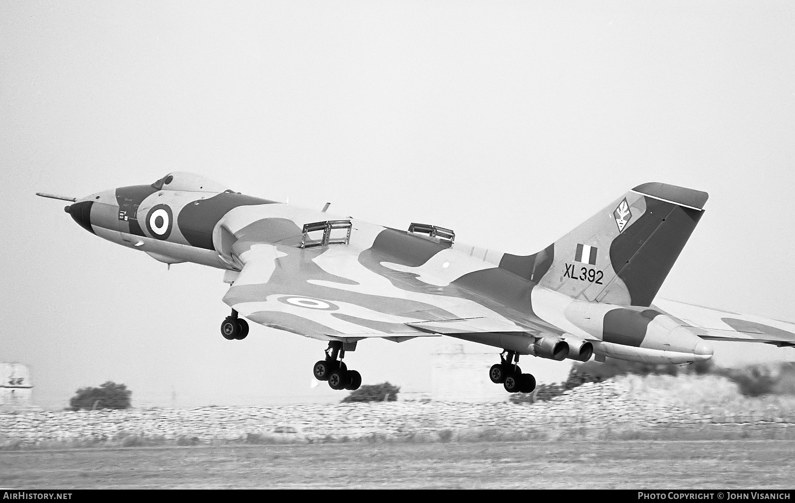 Aircraft Photo of XL392 | Avro 698 Vulcan B.2 | UK - Air Force | AirHistory.net #369416