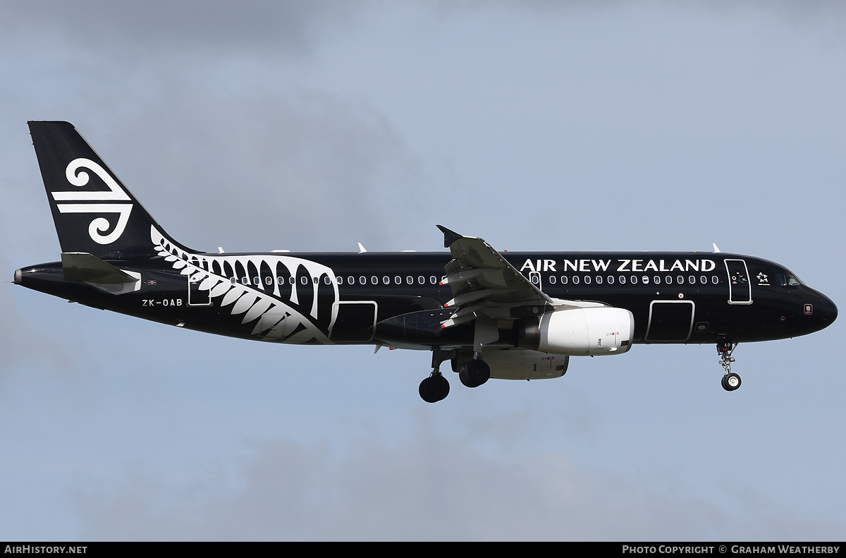 Aircraft Photo of ZK-OAB | Airbus A320-232 | Air New Zealand | AirHistory.net #369421
