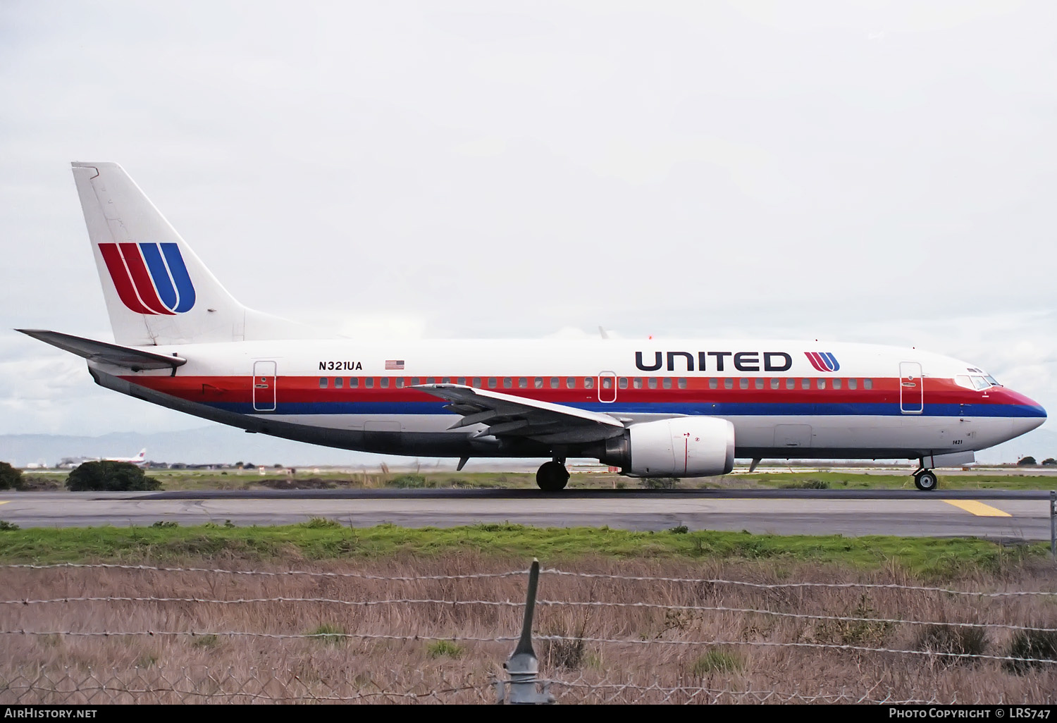 Aircraft Photo of N321UA | Boeing 737-322 | United Airlines | AirHistory.net #369442