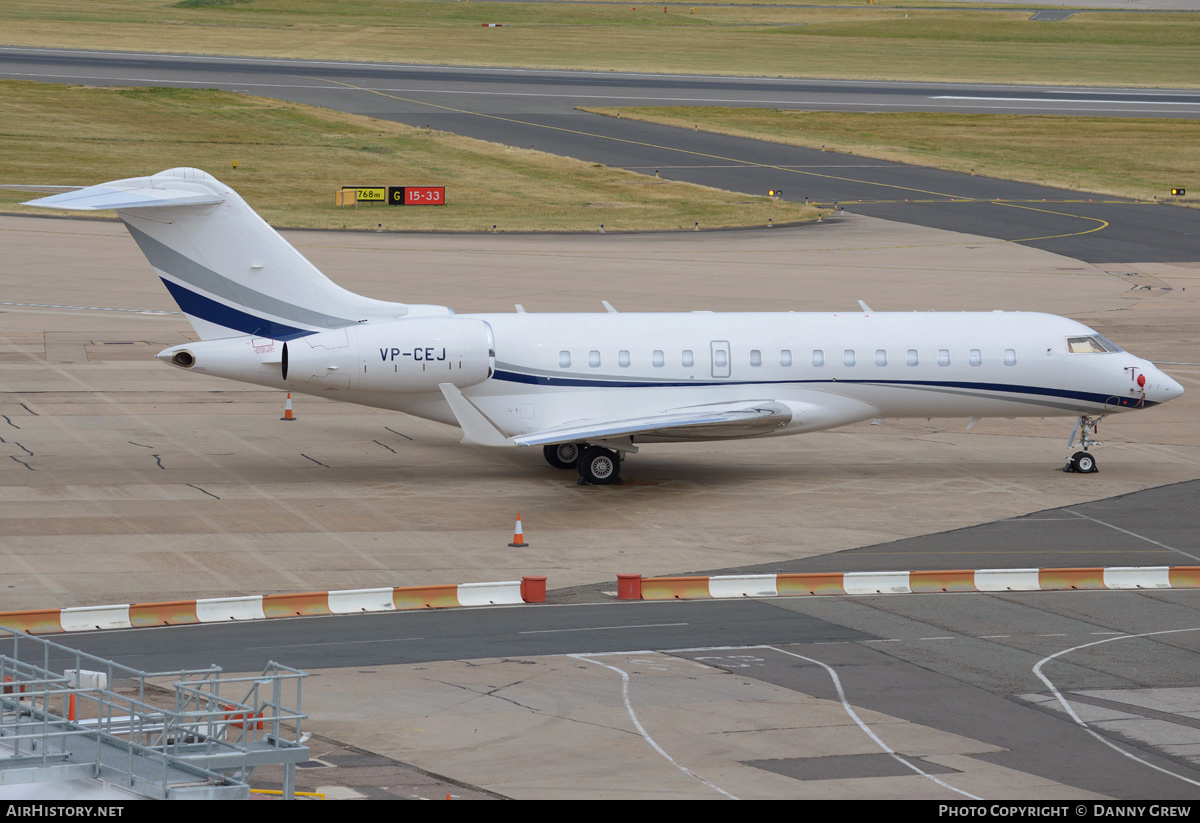 Aircraft Photo of VP-CEJ | Bombardier Global 6000 (BD-700-1A10) | AirHistory.net #369448