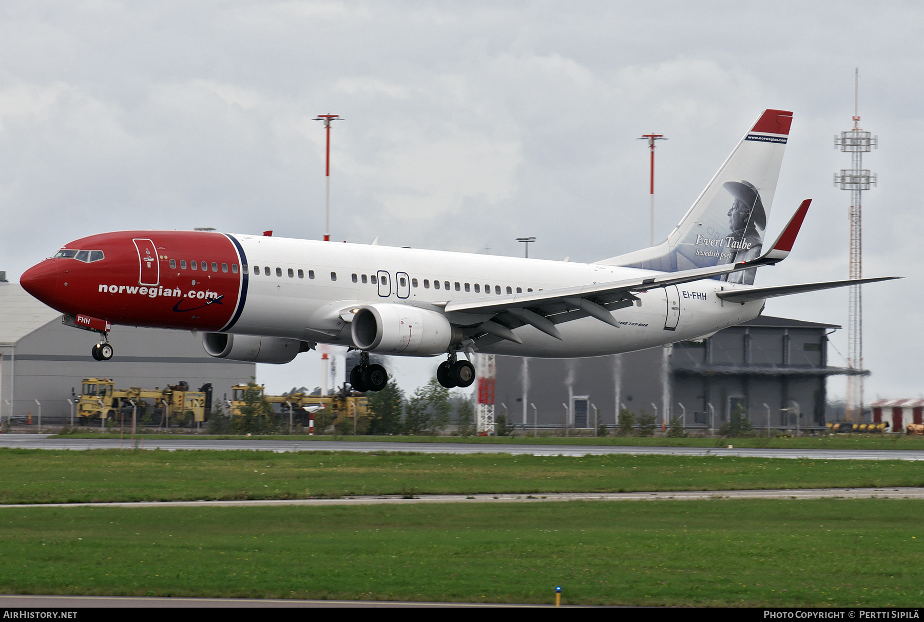 Aircraft Photo of EI-FHH | Boeing 737-8FZ | Norwegian | AirHistory.net #369455