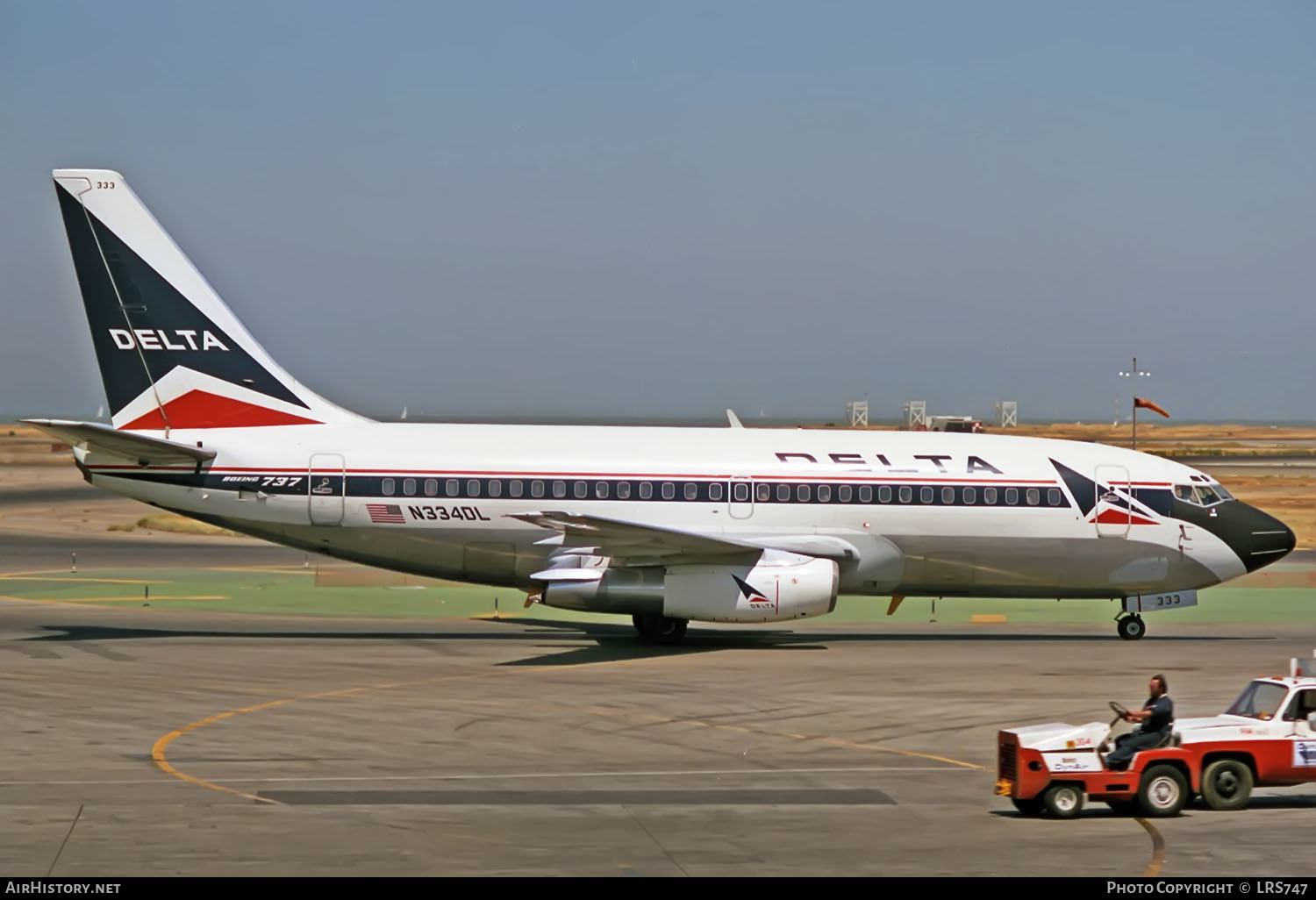 Aircraft Photo of N334DL | Boeing 737-232/Adv | Delta Air Lines | AirHistory.net #369466