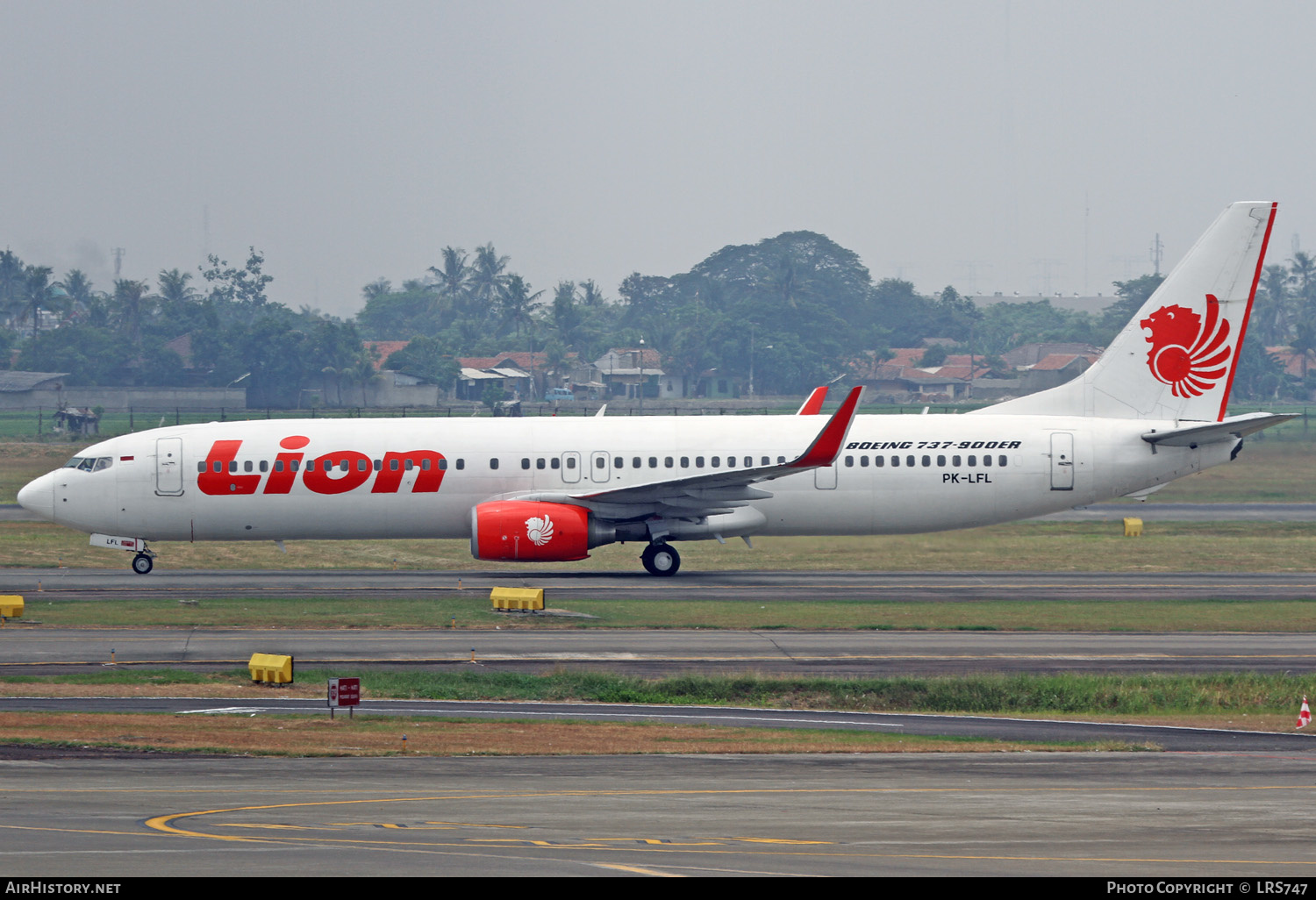 Aircraft Photo of PK-LFL | Boeing 737-9GP/ER | Lion Air | AirHistory.net #369503