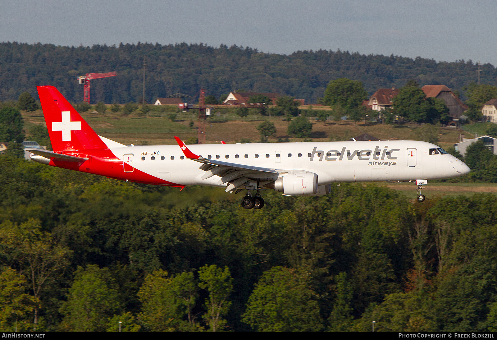 Aircraft Photo of HB-JVO | Embraer 190LR (ERJ-190-100LR) | Helvetic Airways | AirHistory.net #369606