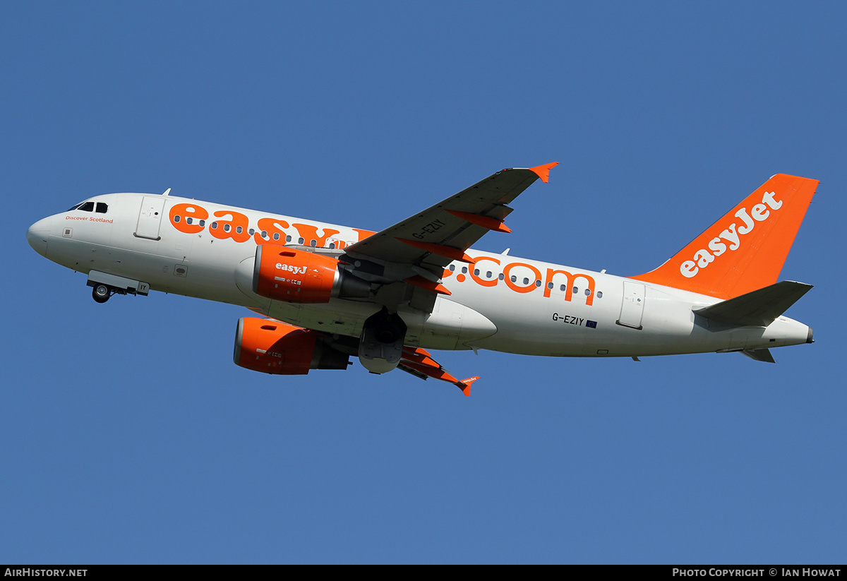 Aircraft Photo of G-EZIY | Airbus A319-111 | EasyJet | AirHistory.net #369752