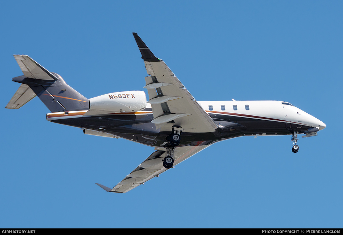 Aircraft Photo of N583FX | Bombardier Challenger 350 (BD-100-1A10) | AirHistory.net #369784