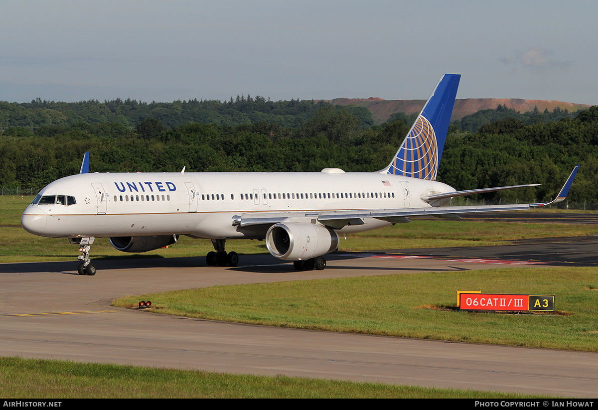 Aircraft Photo of N41135 | Boeing 757-224 | United Airlines | AirHistory.net #369991