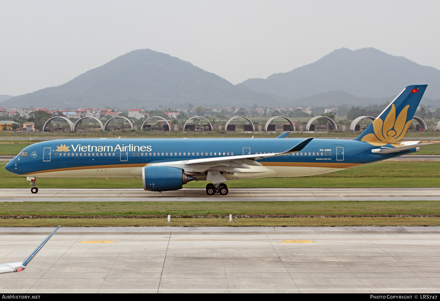 Aircraft Photo of VN-A889 | Airbus A350-941 | Vietnam Airlines | AirHistory.net #370004