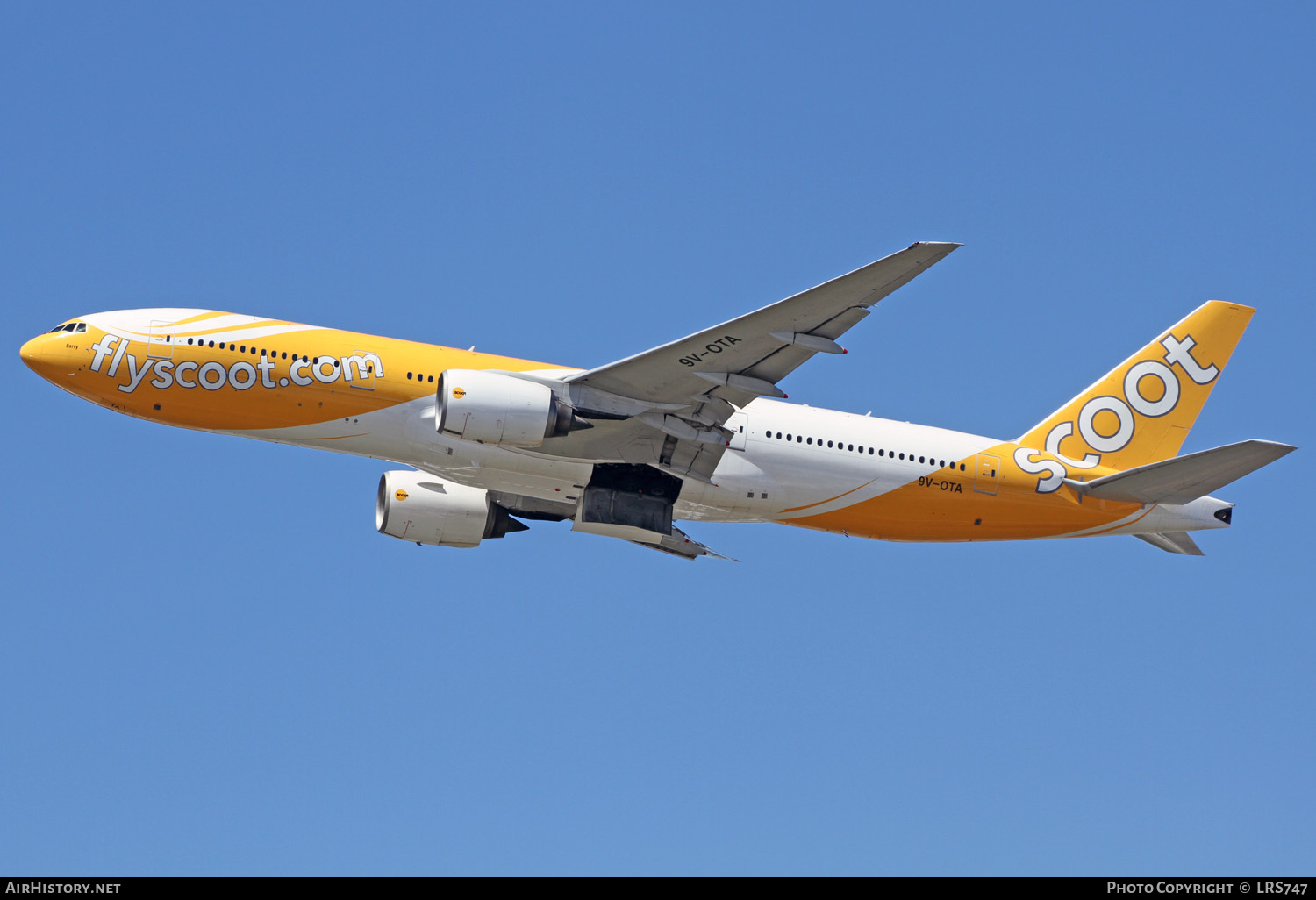 Aircraft Photo of 9V-OTA | Boeing 777-212/ER | Scoot | AirHistory.net #370013