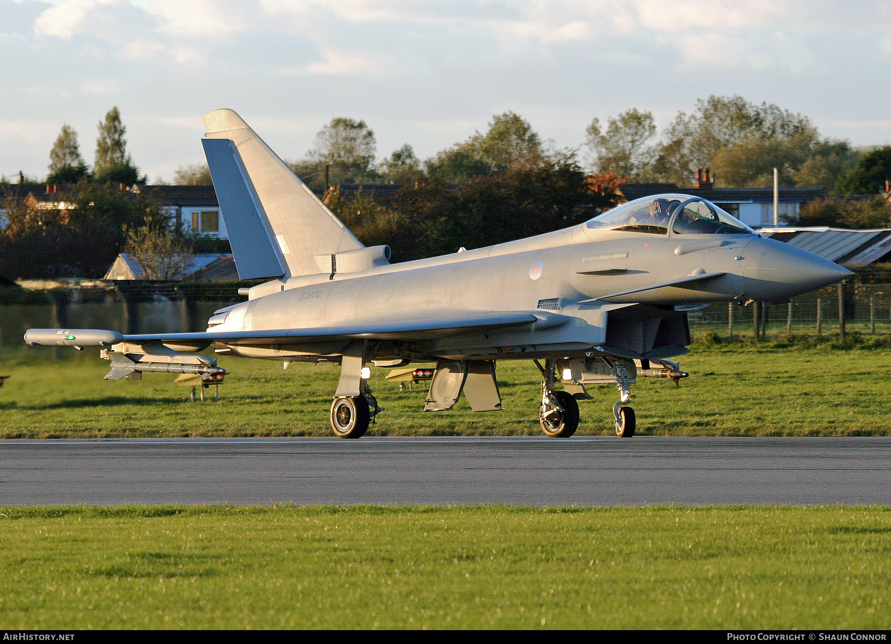 Aircraft Photo of ZJ932 | Eurofighter EF-2000 Typhoon F2 | UK - Air Force | AirHistory.net #370027