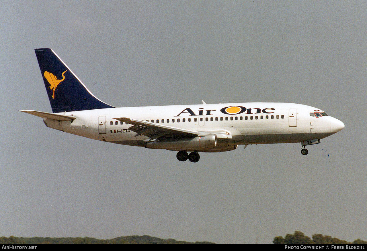 Aircraft Photo of I-JETA | Boeing 737-229/Adv | Air One | AirHistory.net #370071