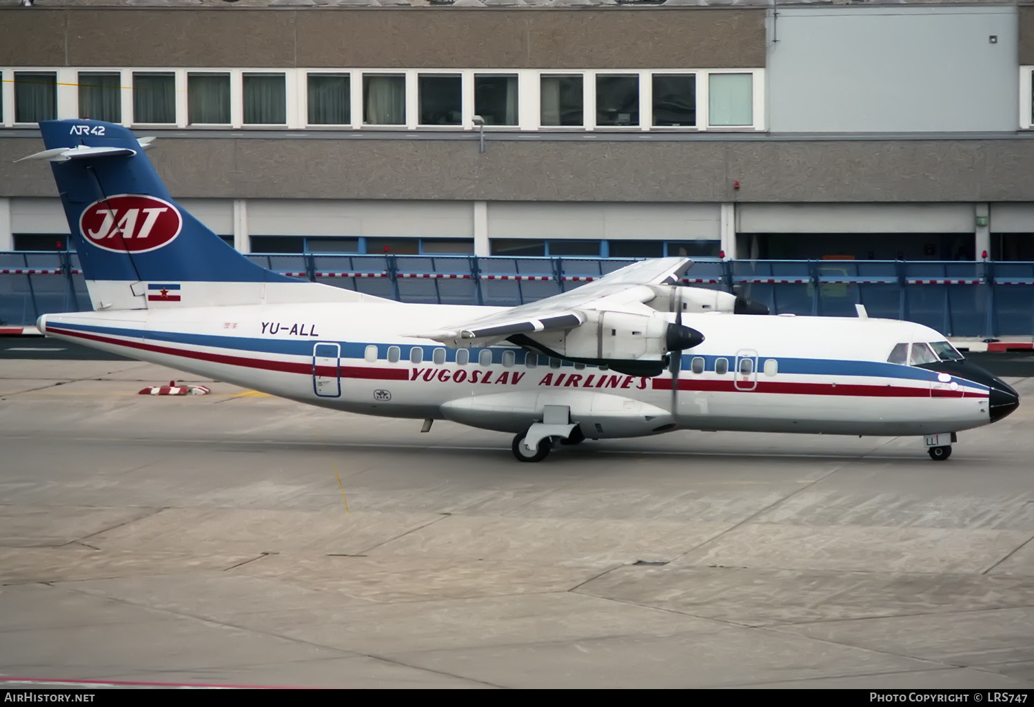 Aircraft Photo of YU-ALL | ATR ATR-42-300 | JAT Yugoslav Airlines - Jugoslovenski Aerotransport | AirHistory.net #370080