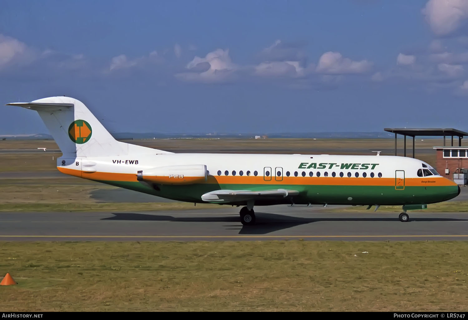 Aircraft Photo of VH-EWB | Fokker F28-4000 Fellowship | East-West Airlines | AirHistory.net #370245