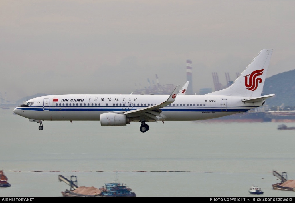 Aircraft Photo of B-5851 | Boeing 737-89L | Air China | AirHistory.net #370366