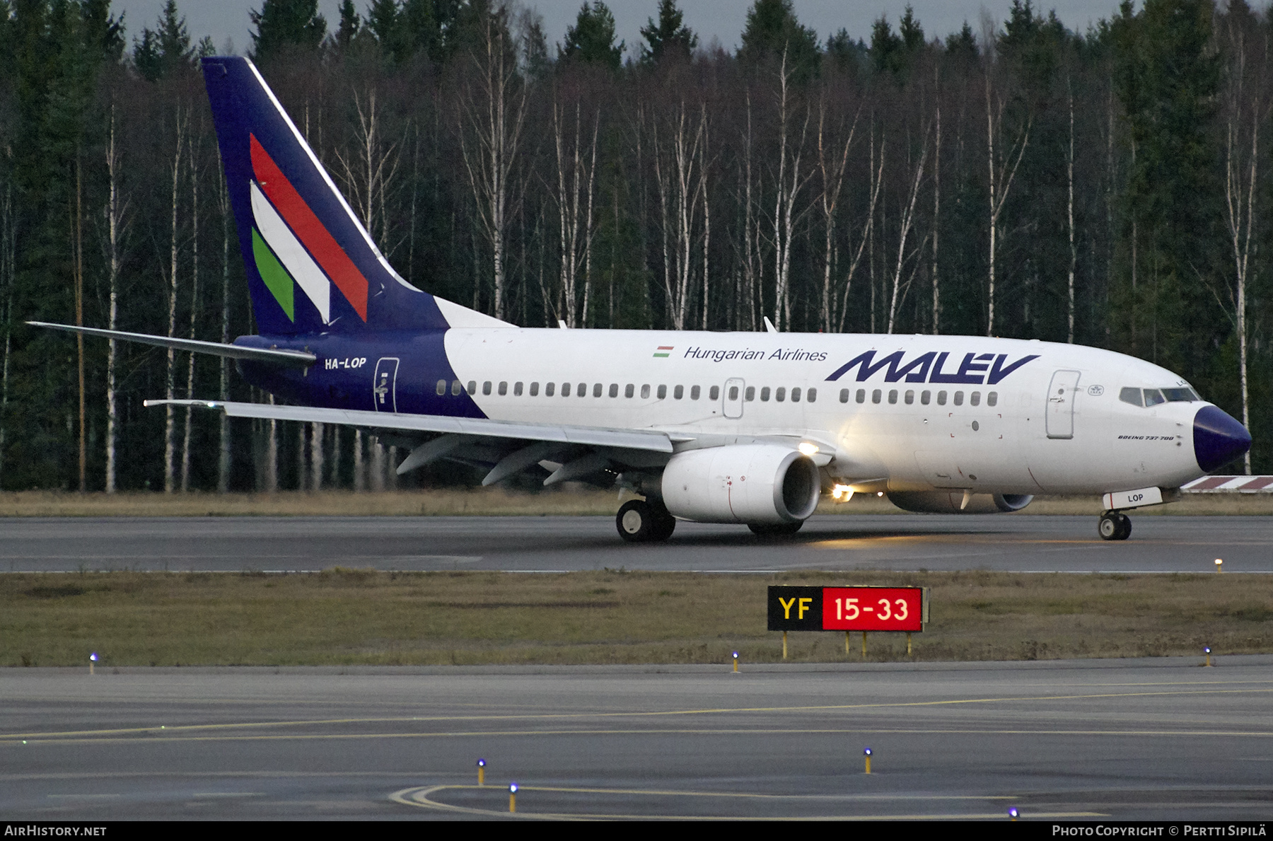 Aircraft Photo of HA-LOP | Boeing 737-7Q8 | Malév - Hungarian Airlines | AirHistory.net #370403