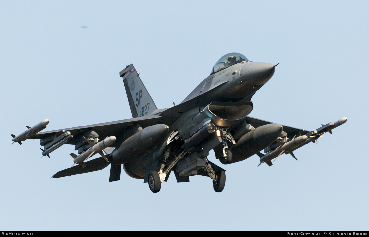 Aircraft Photo of 90-0827 / AF90-827 | Lockheed F-16CM Fighting Falcon | USA - Air Force | AirHistory.net #370440