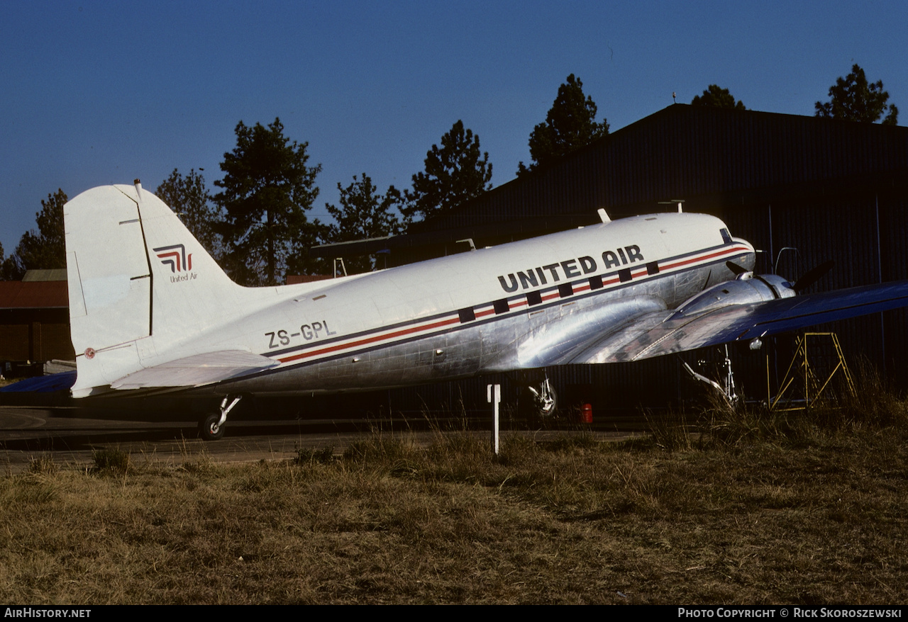 Aircraft Photo of ZS-GPL | Douglas DC-3(C) | United Air Service - UAS | AirHistory.net #370463