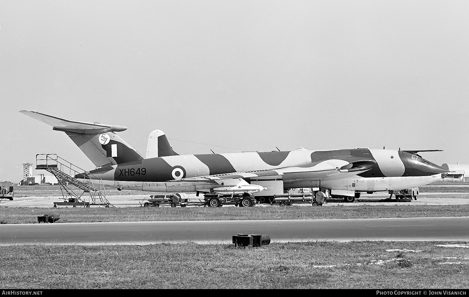 Aircraft Photo of XH649 | Handley Page HP-80 Victor K1A | UK - Air Force | AirHistory.net #370464