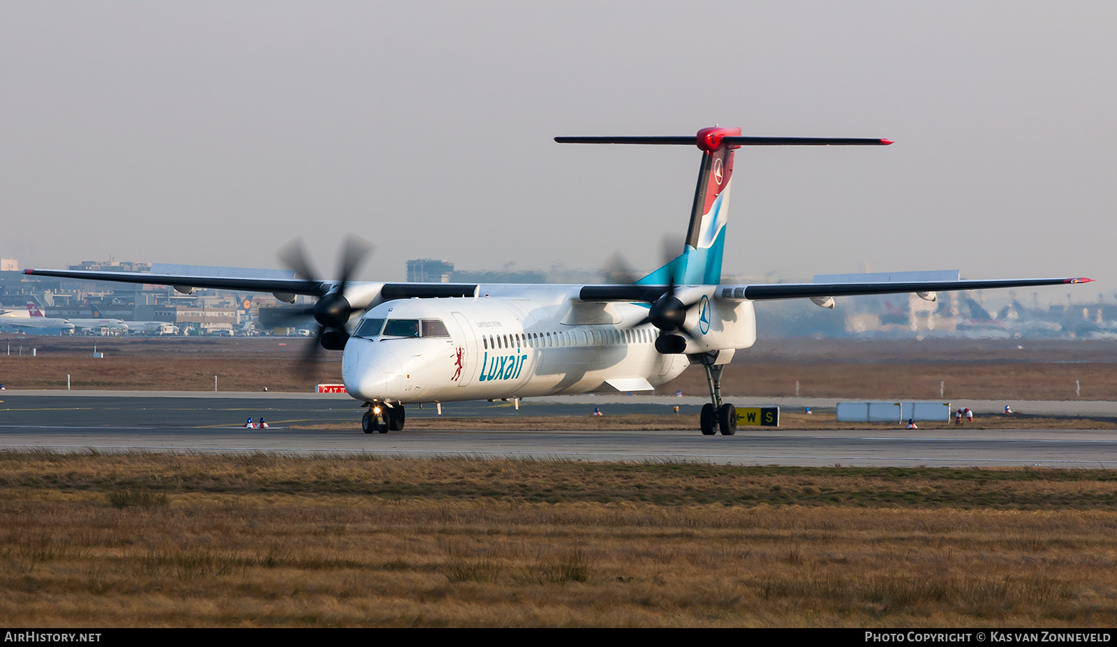 Aircraft Photo of LX-LGC | Bombardier DHC-8-402 Dash 8 | Luxair | AirHistory.net #370484