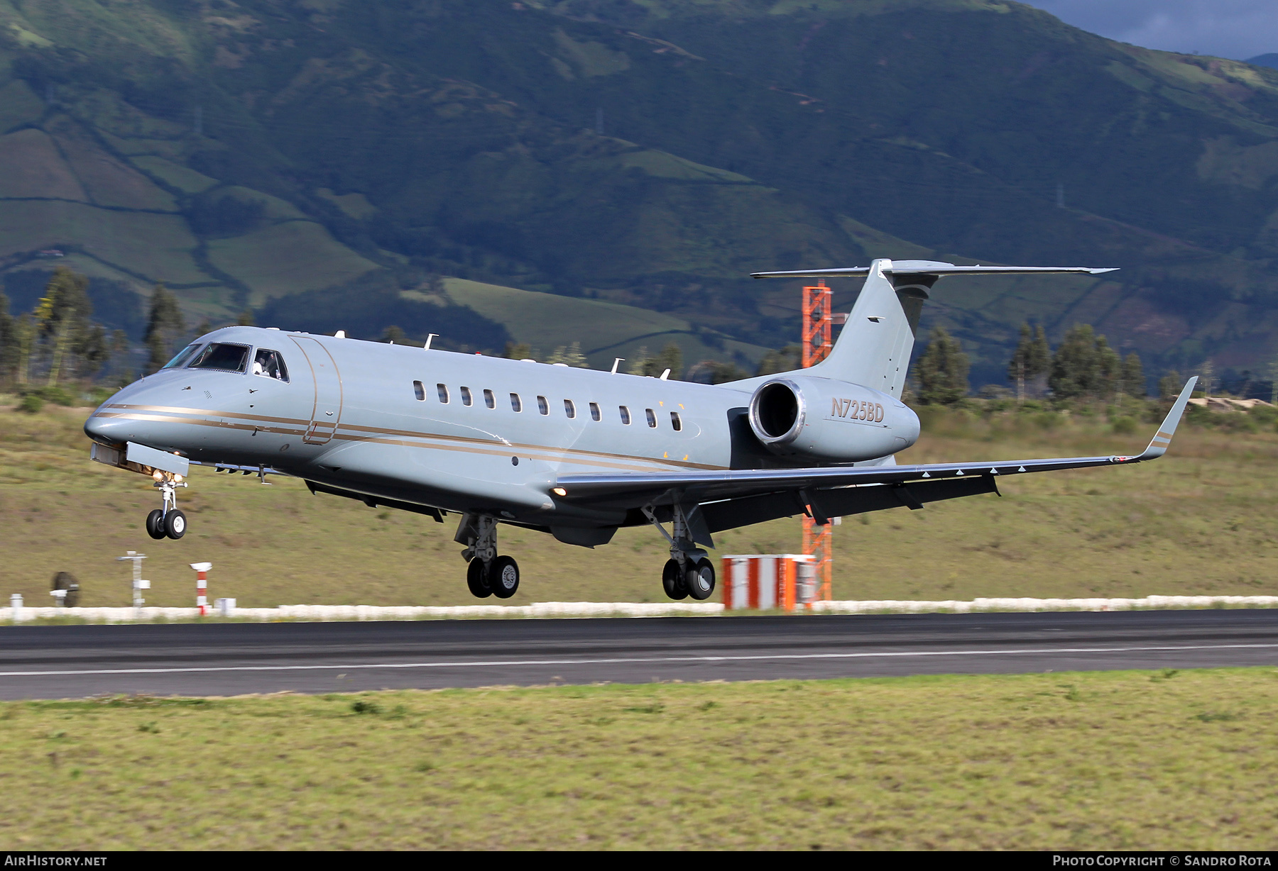 Aircraft Photo of N725BD | Embraer Legacy 600 (EMB-135BJ) | AirHistory.net #370507