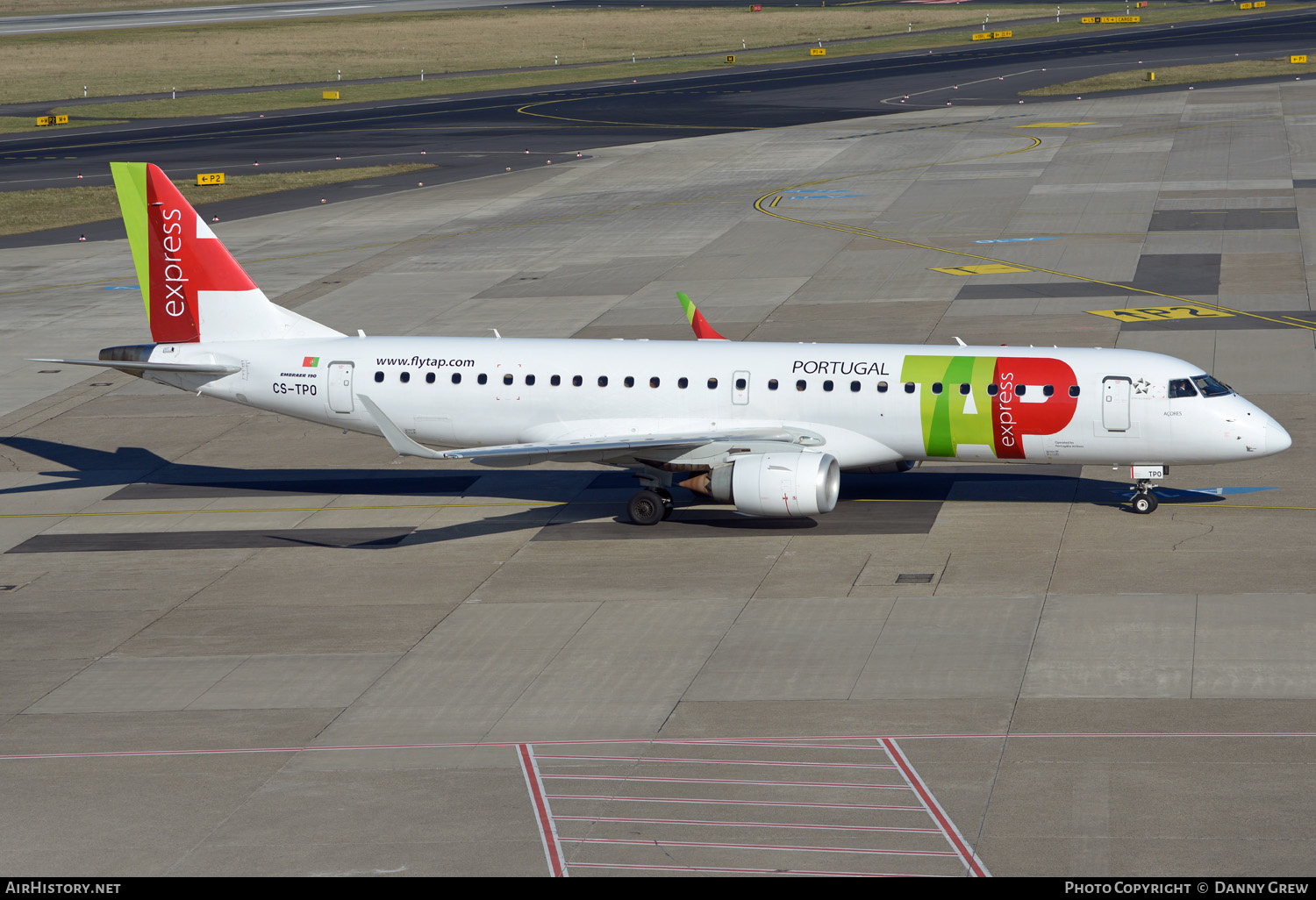 Aircraft Photo of CS-TPO | Embraer 190LR (ERJ-190-100LR) | TAP Portugal Express | AirHistory.net #370574