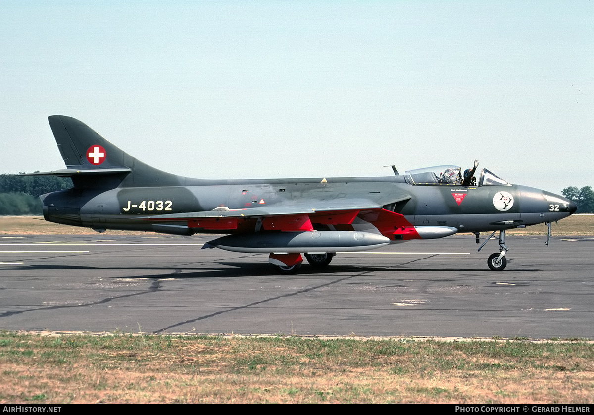 Aircraft Photo of J-4032 | Hawker Hunter F58 | Switzerland - Air Force | AirHistory.net #370688