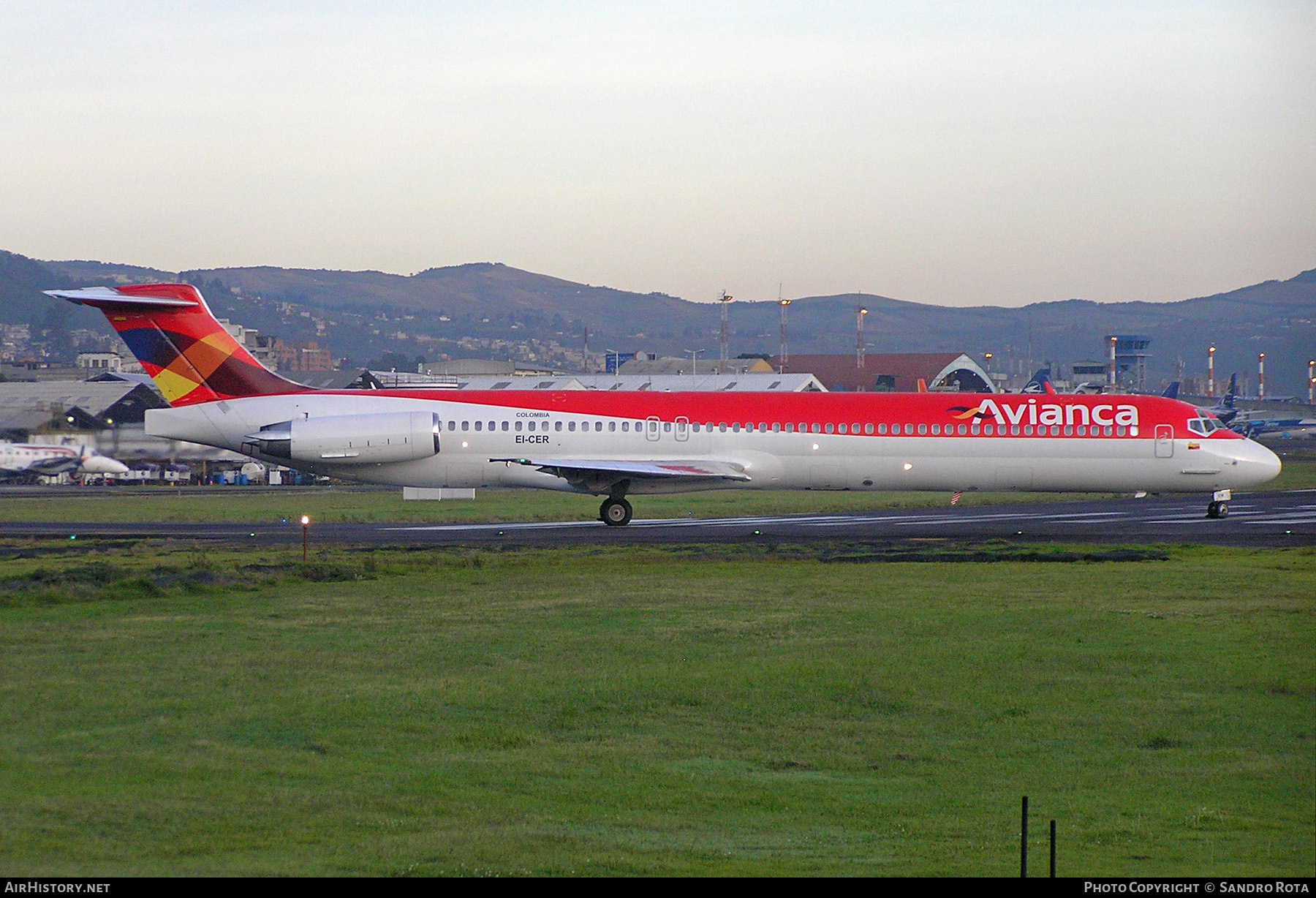 Aircraft Photo of EI-CER | McDonnell Douglas MD-83 (DC-9-83) | Avianca | AirHistory.net #370779