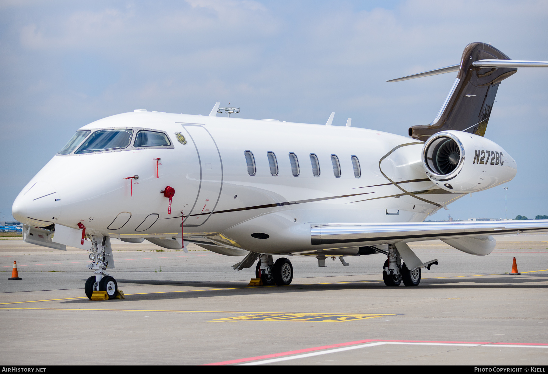 Aircraft Photo of N272BC | Bombardier Challenger 350 (BD-100-1A10) | AirHistory.net #370820