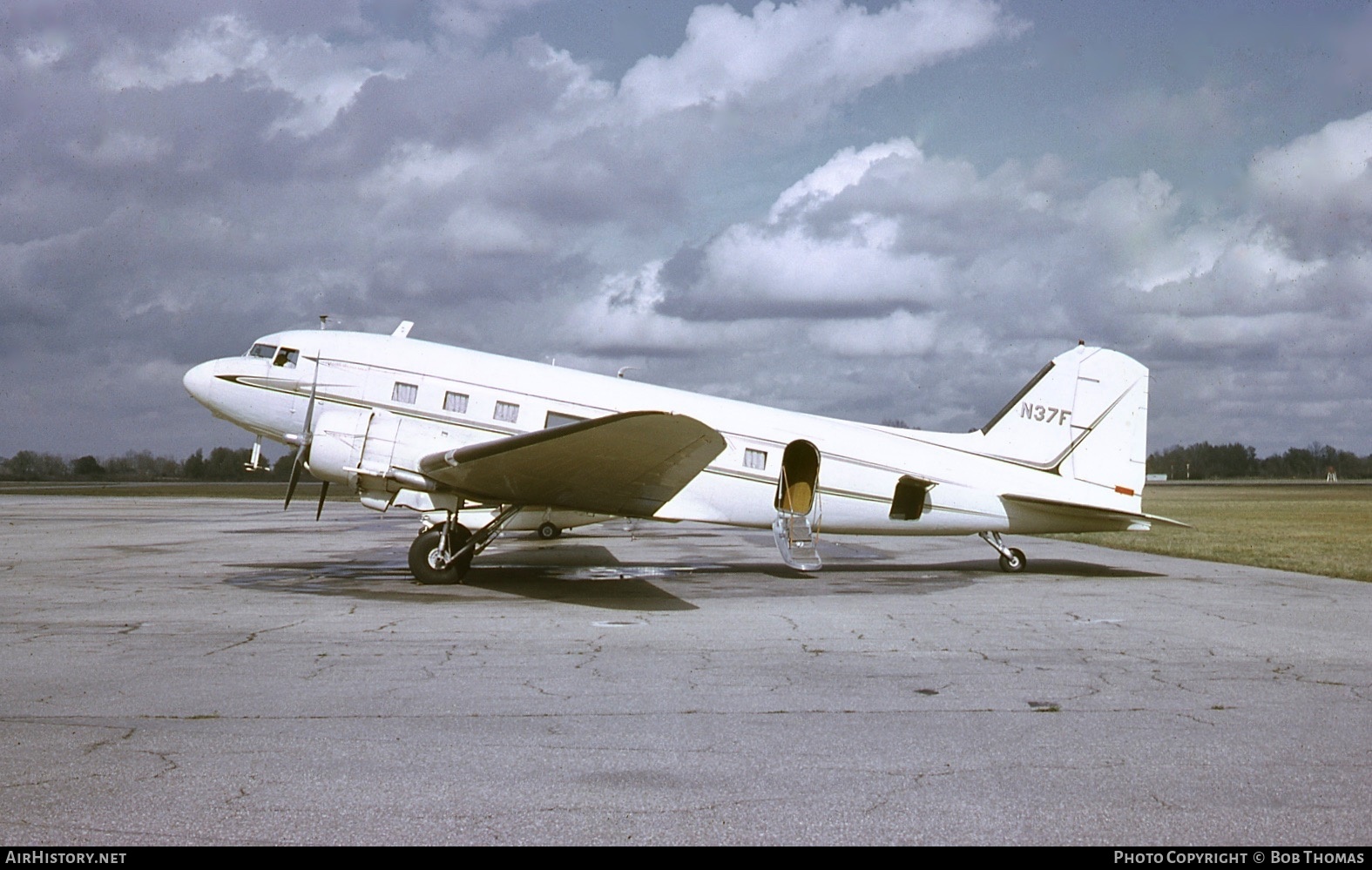 Aircraft Photo of N37F | Douglas DC-3-454 | AirHistory.net #370885