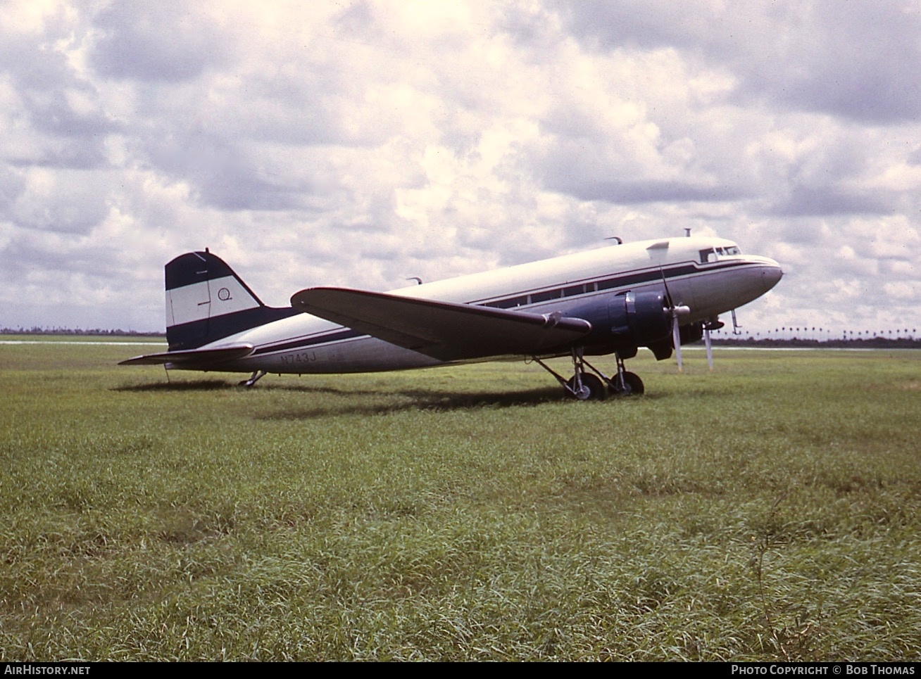 Aircraft Photo of N743J | Douglas DC-3-208 | AirHistory.net #370907