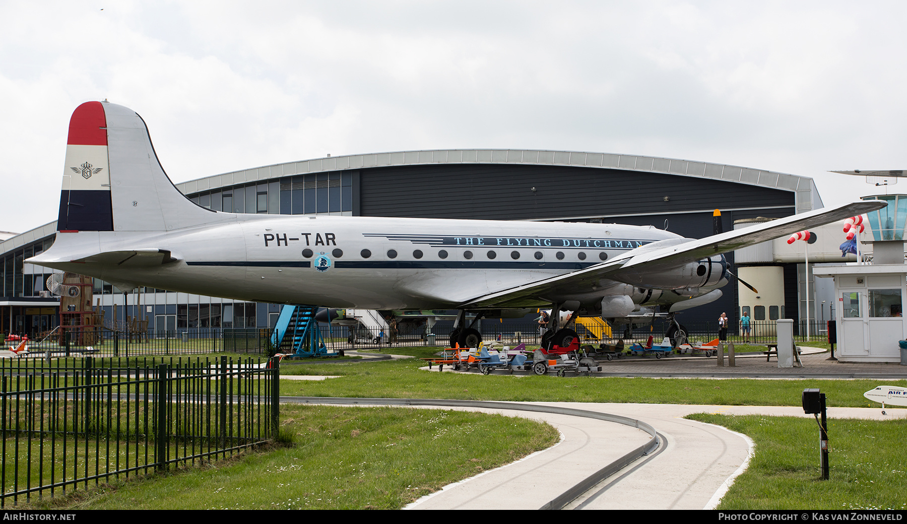 Aircraft Photo of PH-TAR | Douglas C-54A Skymaster | KLM - Royal Dutch Airlines | AirHistory.net #370911