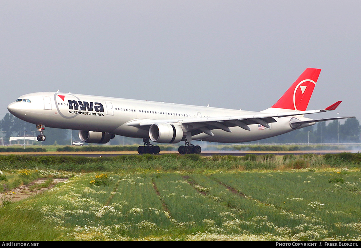 Aircraft Photo of N821NW | Airbus A330-323 | Northwest Airlines | AirHistory.net #370926