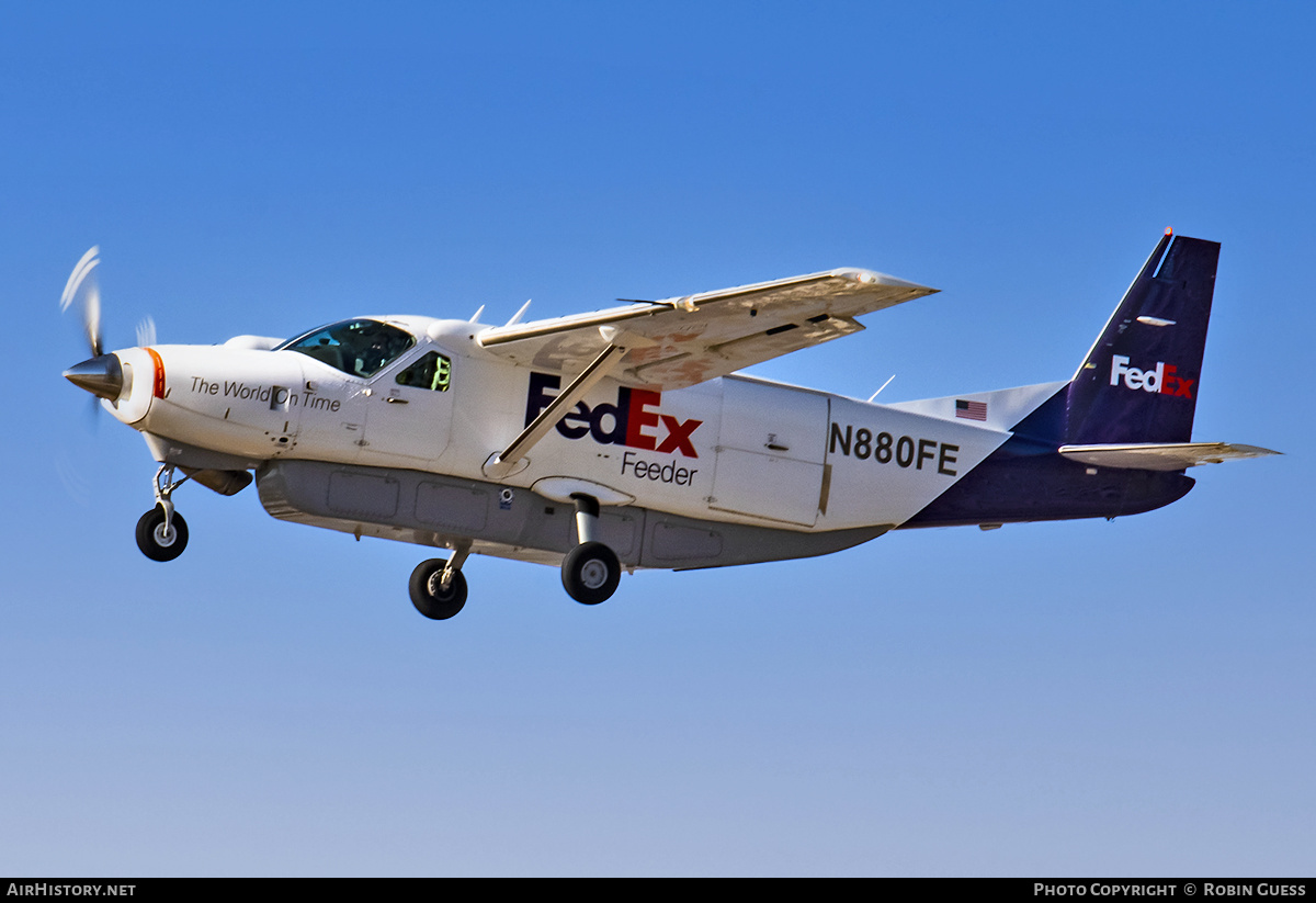 Aircraft Photo of N880FE | Cessna 208B Super Cargomaster | FedEx Feeder | AirHistory.net #371061