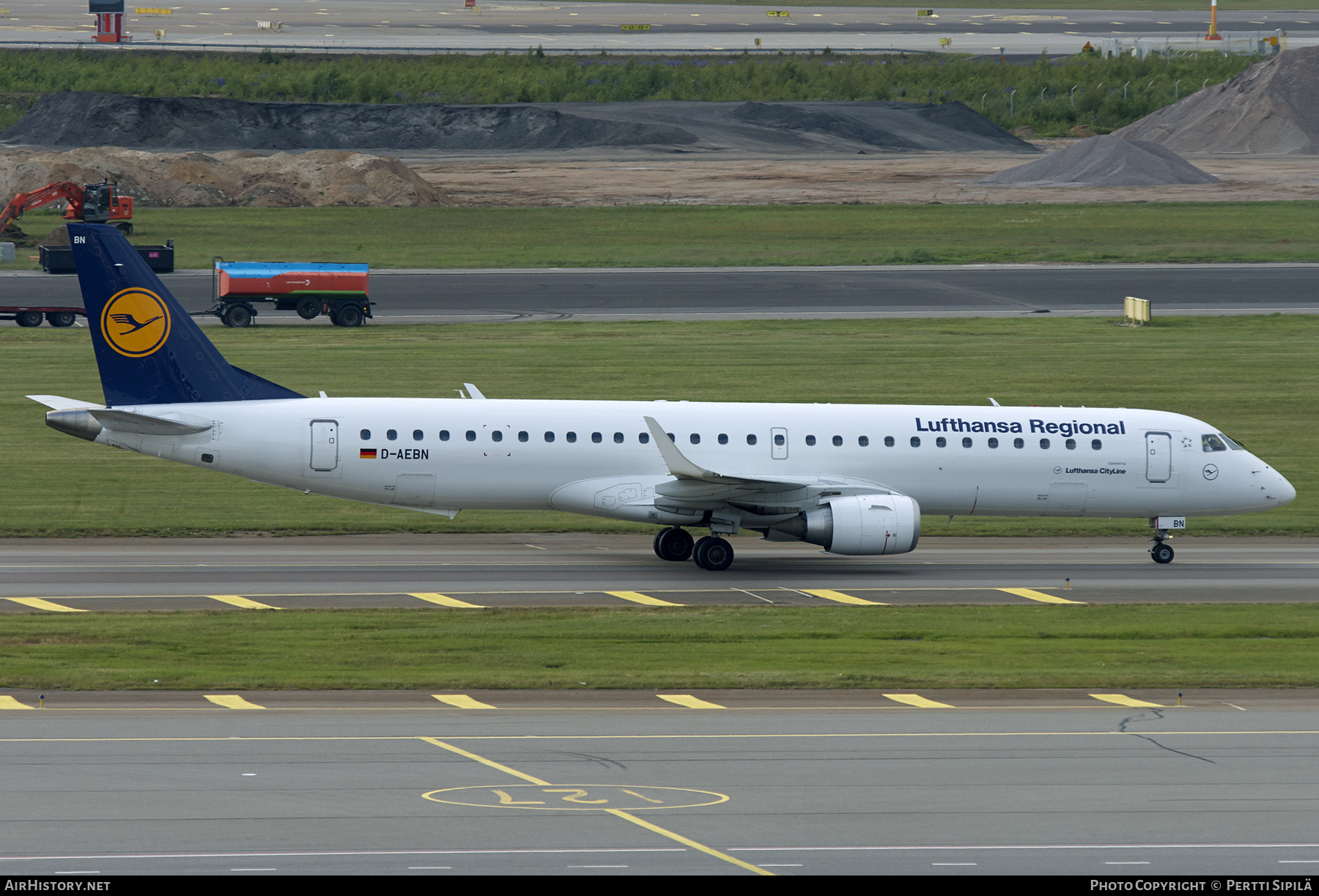 Aircraft Photo of D-AEBN | Embraer 195LR (ERJ-190-200LR) | Lufthansa Regional | AirHistory.net #371123
