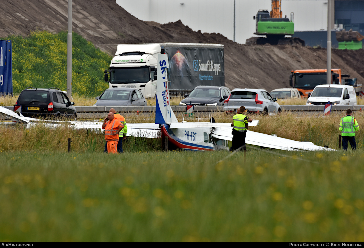 Aircraft Photo of PH-FST | Cessna 208B Texas Turbine Supervan 900 | Skydive Teuge | AirHistory.net #371206