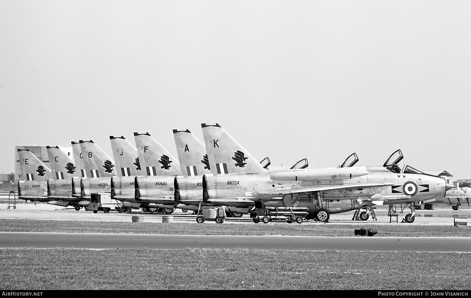 Aircraft Photo of XR724 | English Electric Lightning F6 | UK - Air Force | AirHistory.net #371251