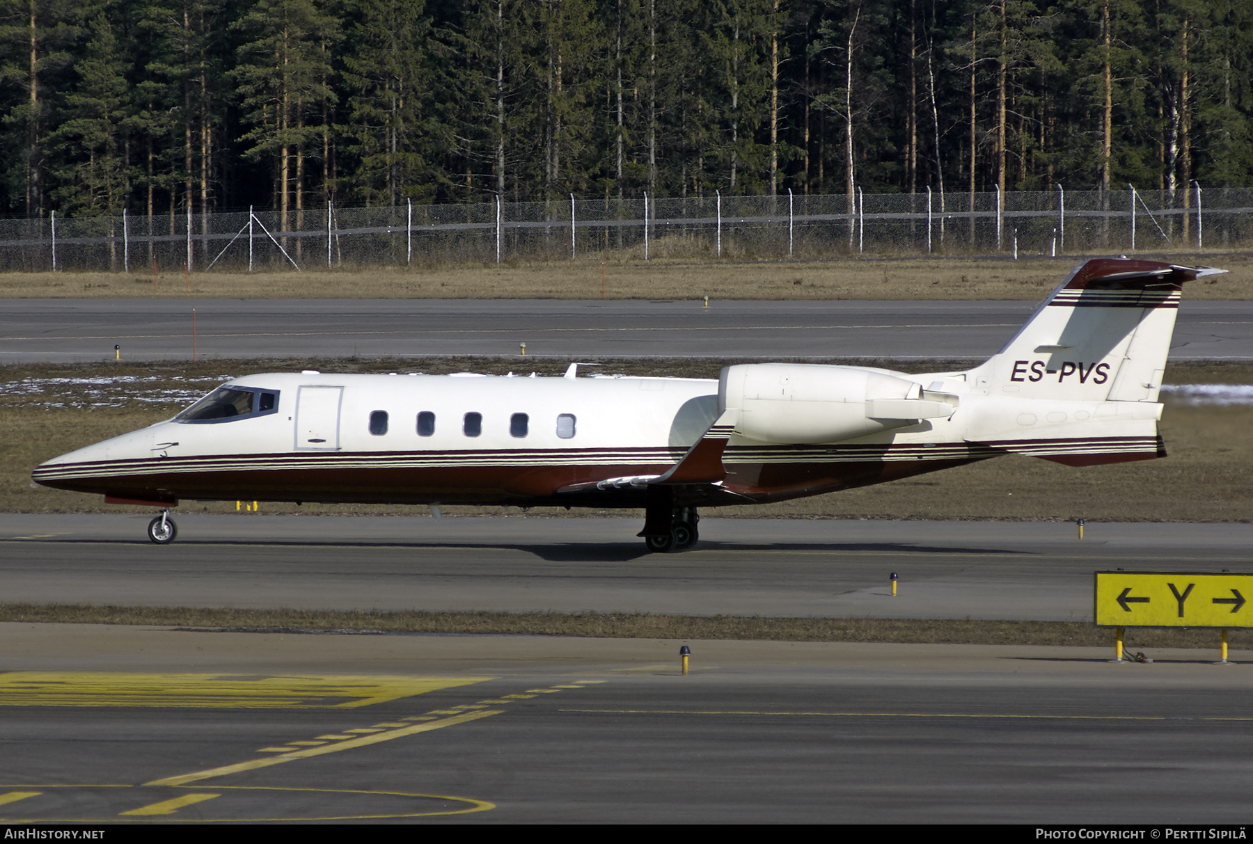 Aircraft Photo of ES-PVS | Learjet 60 | AirHistory.net #371271