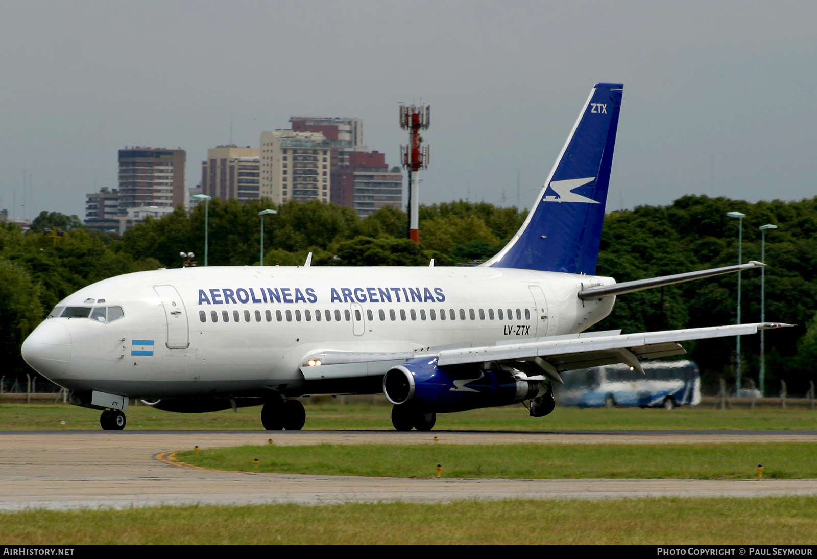 Aircraft Photo of LV-ZTX | Boeing 737-228/Adv | Aerolíneas Argentinas | AirHistory.net #371318