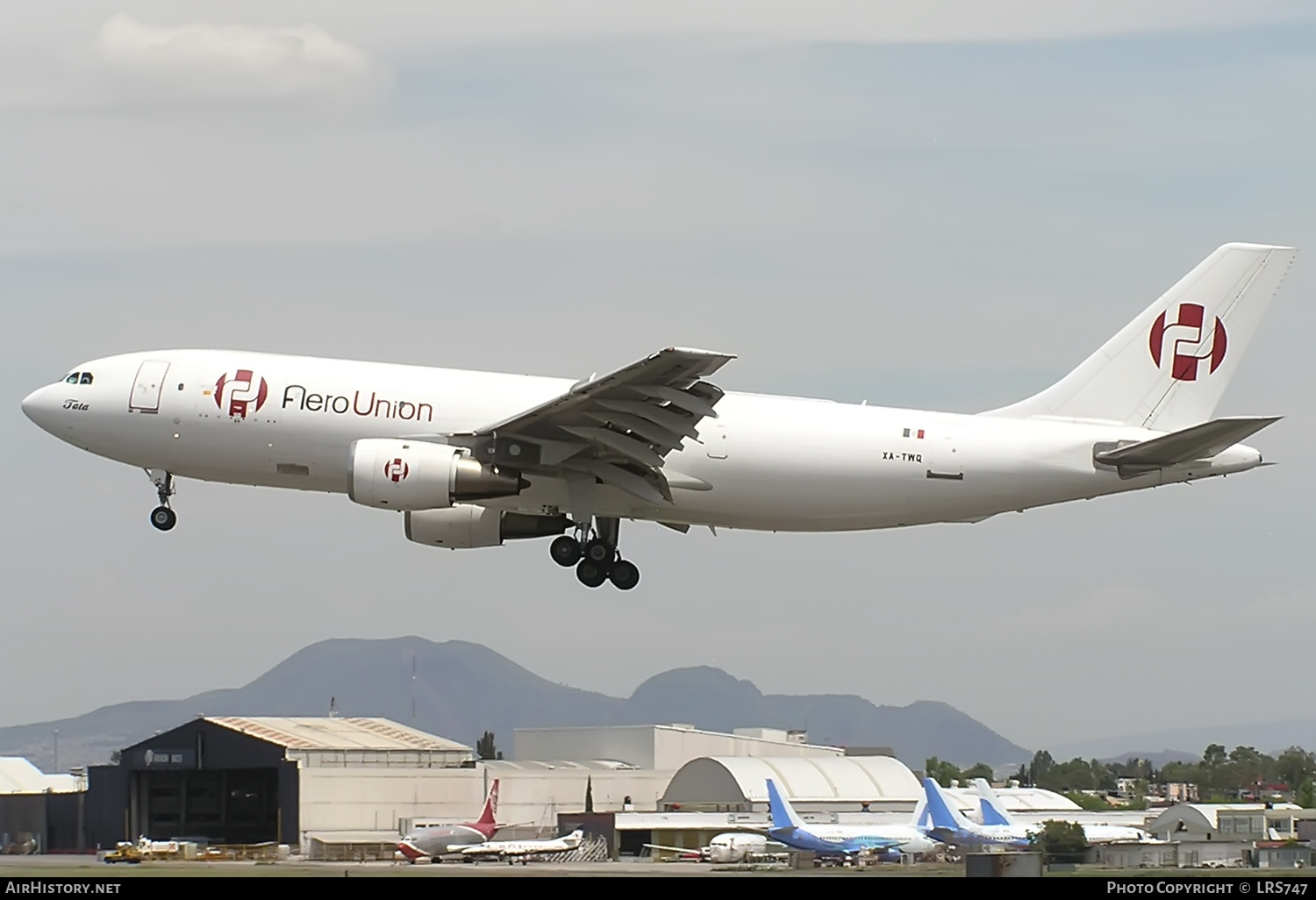 Aircraft Photo of XA-TWQ | Airbus A300B4-203(F) | AeroUnion | AirHistory.net #371364