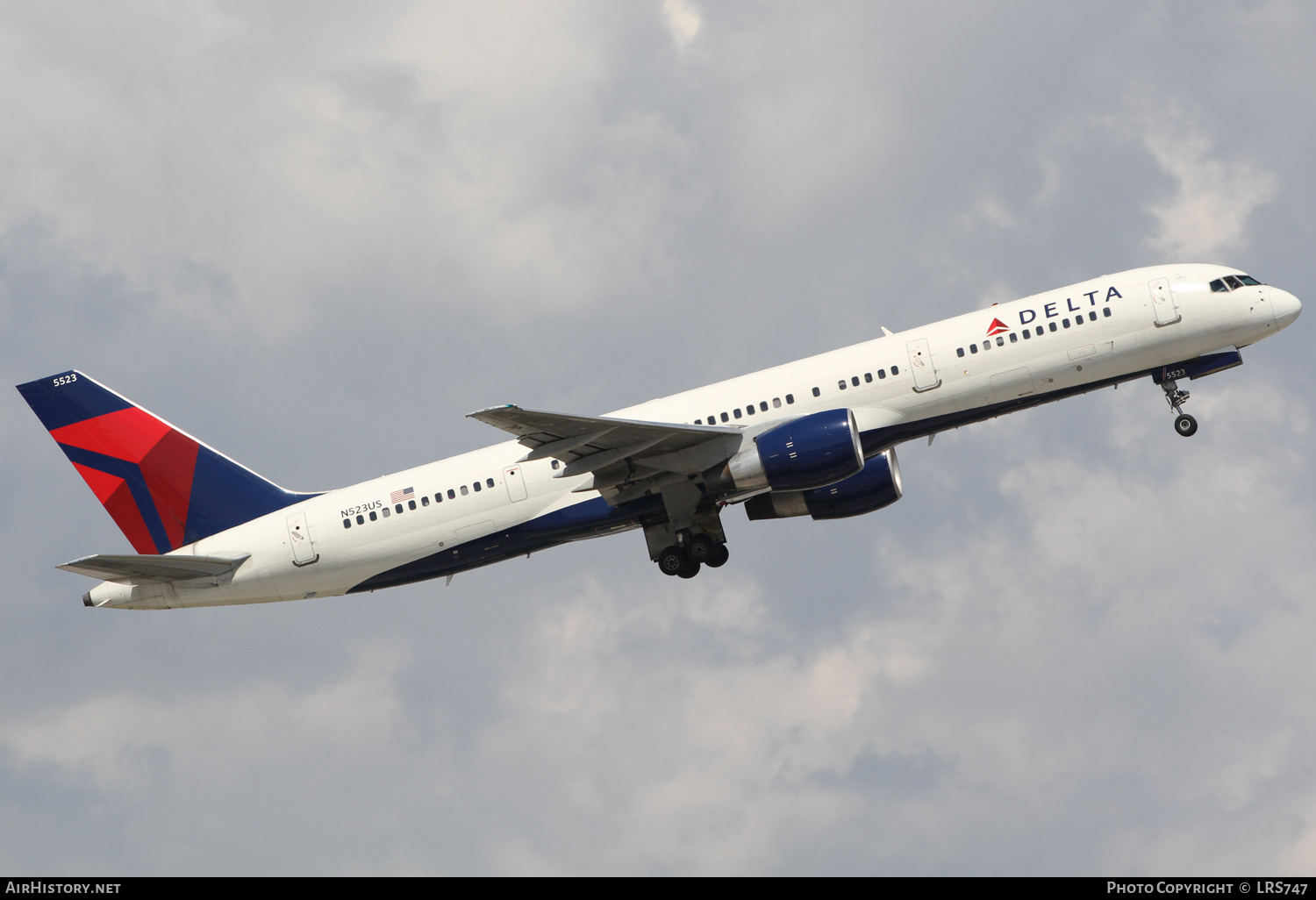 Aircraft Photo of N523US | Boeing 757-251 | Delta Air Lines | AirHistory.net #371435