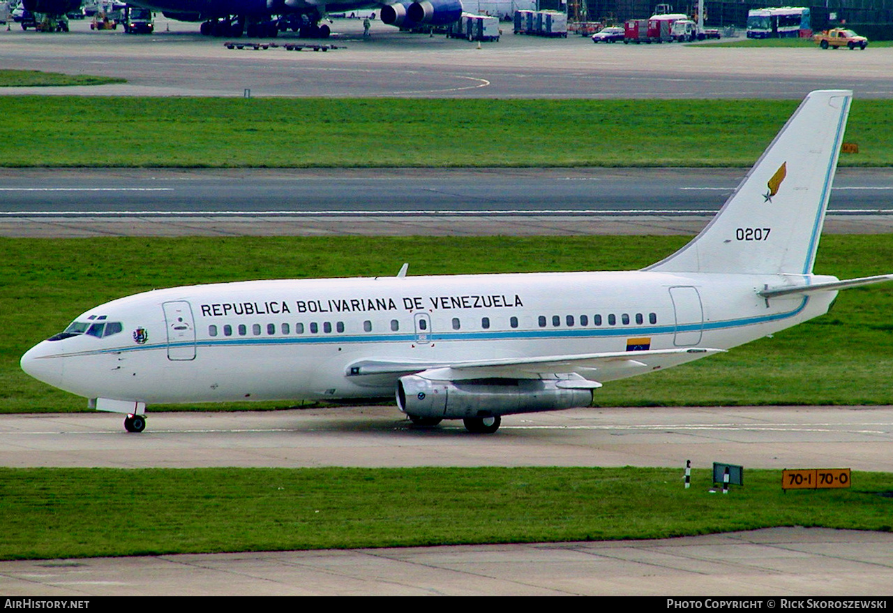 Aircraft Photo of 0207 | Boeing 737-2N1/Adv | Venezuela - Air Force | AirHistory.net #371541