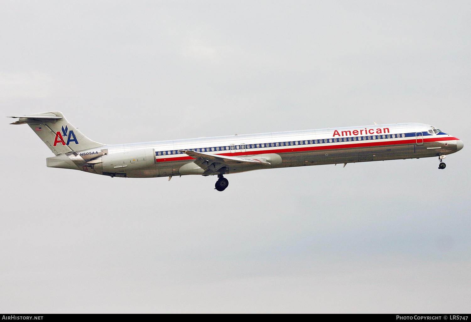 Aircraft Photo of N505AA | McDonnell Douglas MD-82 (DC-9-82) | American Airlines | AirHistory.net #371552