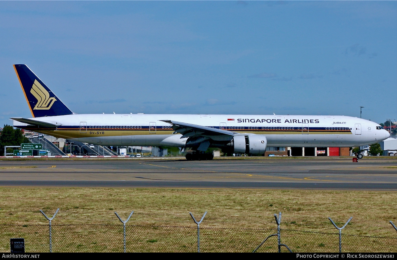 Aircraft Photo of 9V-SYB | Boeing 777-312 | Singapore Airlines | AirHistory.net #371583